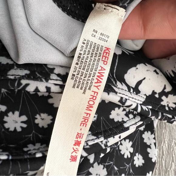 NWOT Free people Movement Printed Lose Control Wrap Leggings Floral Sz S - Picture 6 of 8